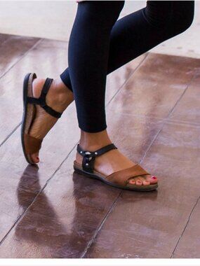 Naot Sabrina Brown Suede Black Slingback Leather Sandals EU 40/ US 9